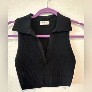 Aritzia Babaton cropped ribbed knit top. Size small, black.
